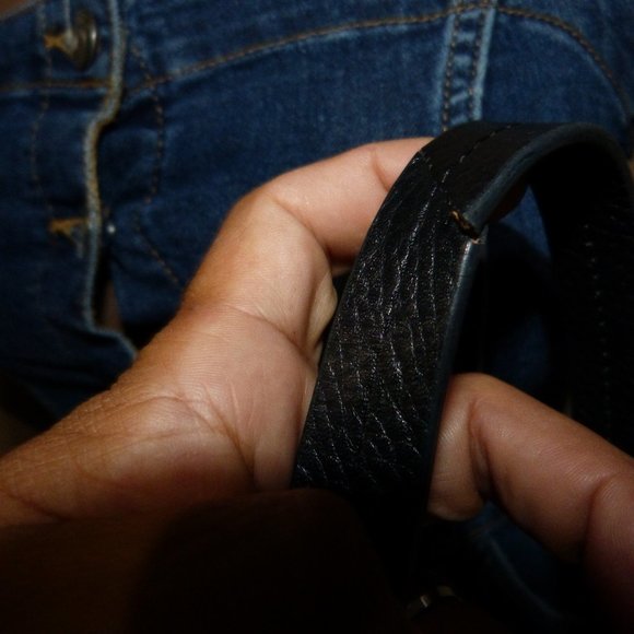 SOLD RADLEY LONDON LEATHER CROSSBODY BAG - Picture 12 of 16